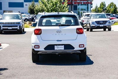 2026 Hyundai VENUE SEL W/Two-Tone Roof