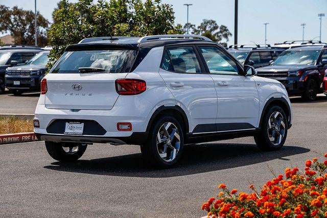 2026 Hyundai VENUE SEL W/Two-Tone Roof