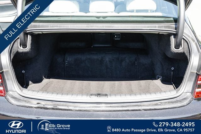 2023 Genesis Electrified G80 Base