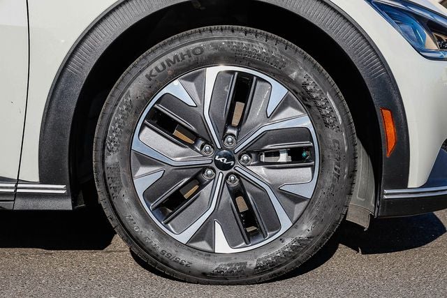 2024 Kia EV6 Light