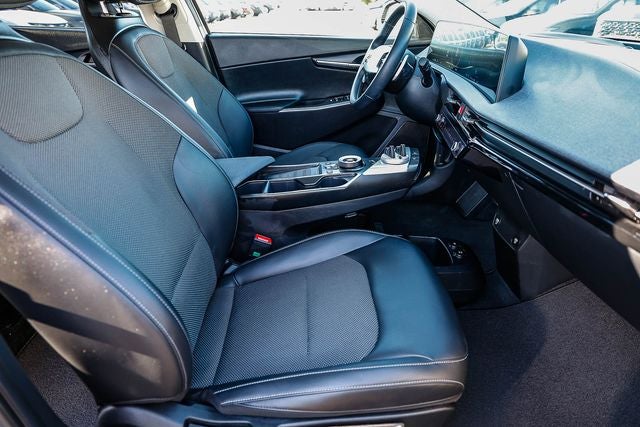 2024 Kia EV6 Light