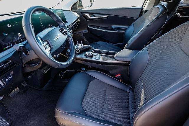 2024 Kia EV6 Light