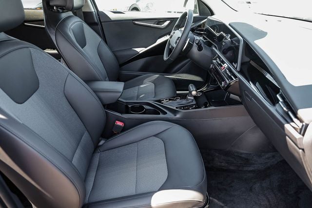 2025 Kia Niro EX