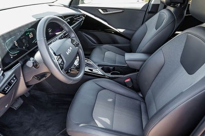 2025 Kia Niro EX