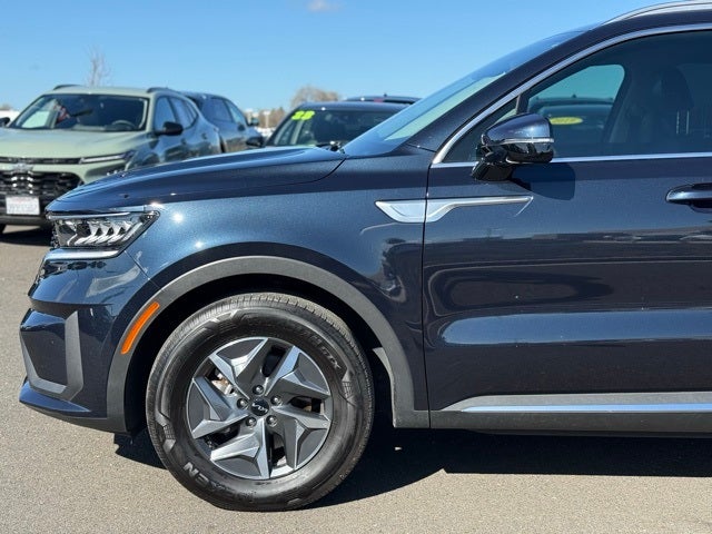 2022 Kia Sorento Hybrid S