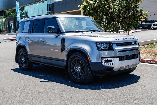 2023 Land Rover Defender 110 SE