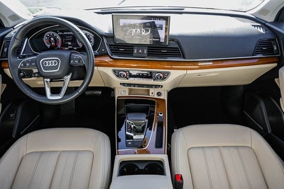 2023 Audi Q5 45 S line Premium quattro