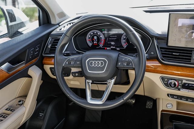 2023 Audi Q5 45 S line Premium quattro