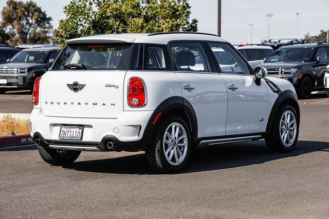 2015 MINI Cooper S Countryman Base