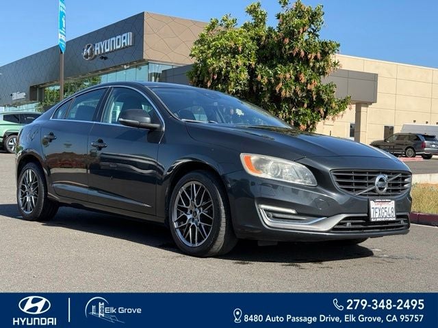 2015 Volvo S60 T5 Drive-E FWD Platinum's photo