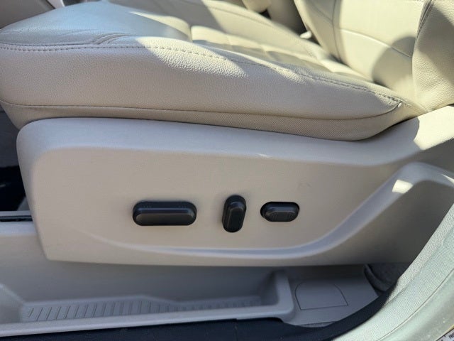 2013 Ford C-Max Hybrid SEL