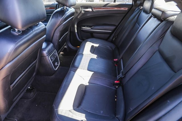 2014 Chrysler 300 Base