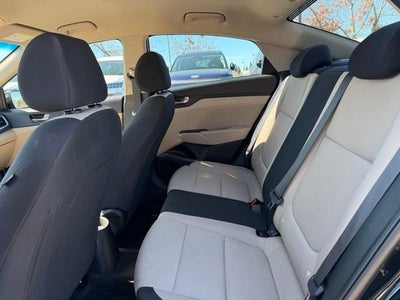 2022 Hyundai ACCENT SE