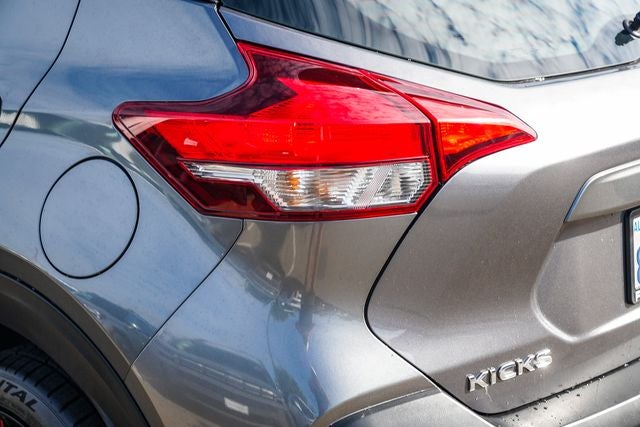 2018 Nissan Kicks SR
