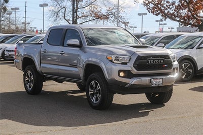 2017 Toyota Tacoma TRD Sport