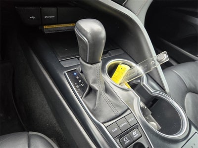 2020 Toyota Camry Hybrid XLE