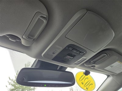 2020 Toyota Camry Hybrid XLE