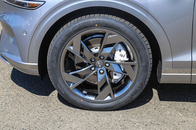 2023 Genesis Electrified GV70 Advanced