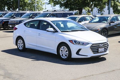 2018 Hyundai ELANTRA SE