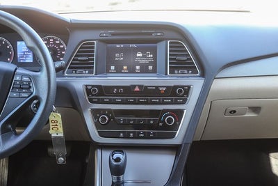 2016 Hyundai SONATA SE