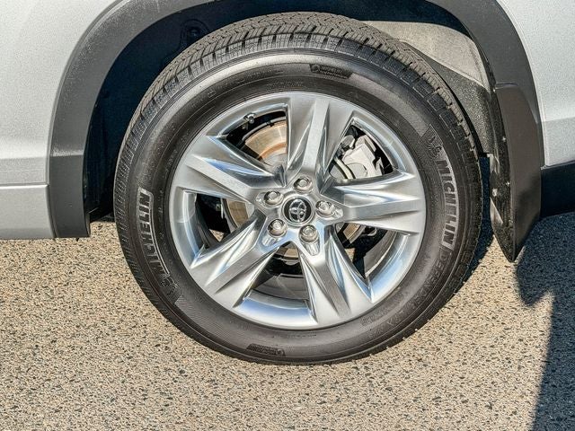 2016 Toyota Highlander Limited Platinum V6