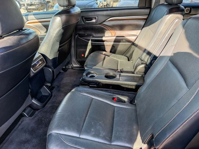 2016 Toyota Highlander Limited Platinum V6