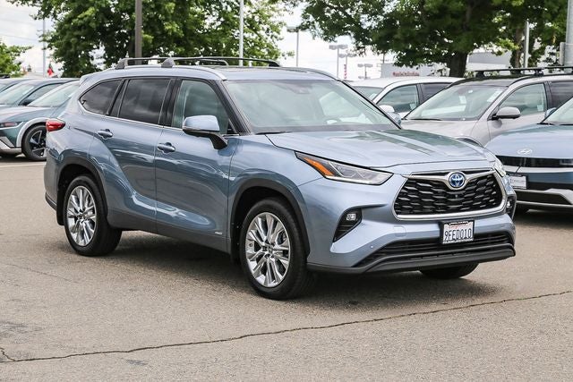2023 Toyota Highlander Hybrid Limited
