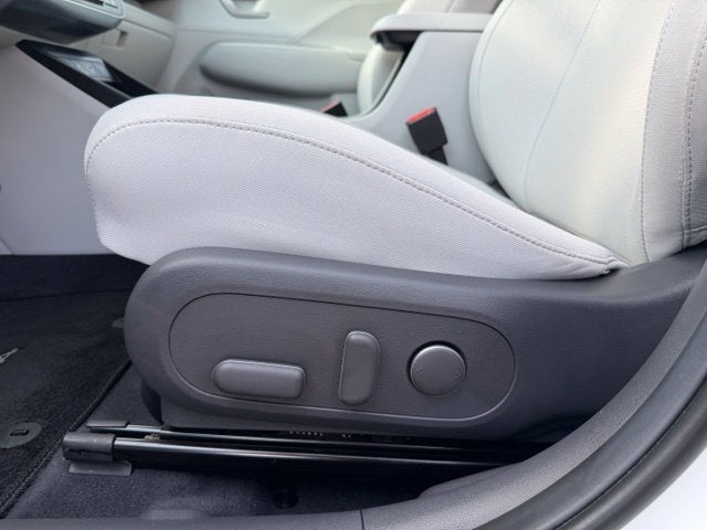 2024 Hyundai KONA ELECTRIC SEL