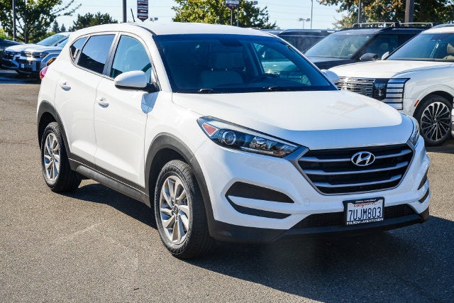 2016 Hyundai TUCSON SE