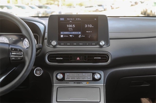 2023 Hyundai KONA ELECTRIC SE