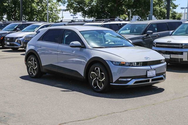 2024 Hyundai IONIQ 5 SEL