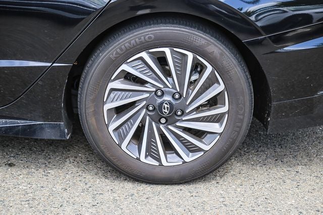 2024 Hyundai SONATA HYBRID Limited