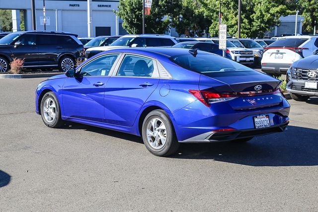 2023 Hyundai ELANTRA SE