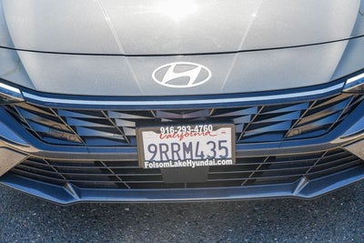 2025 Hyundai ELANTRA Limited