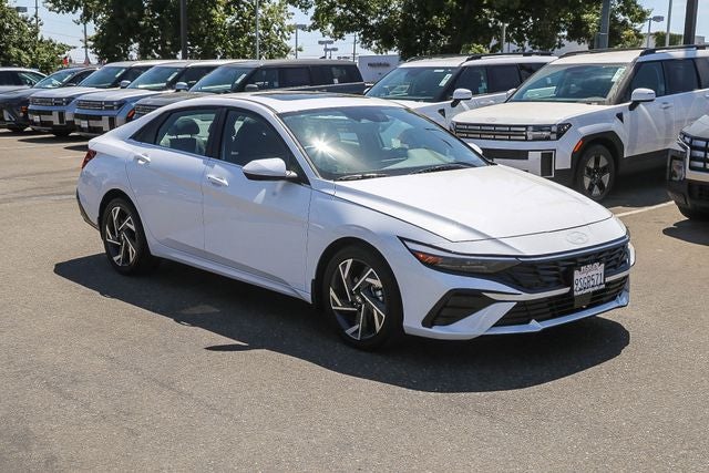 2025 Hyundai ELANTRA SEL Convenience