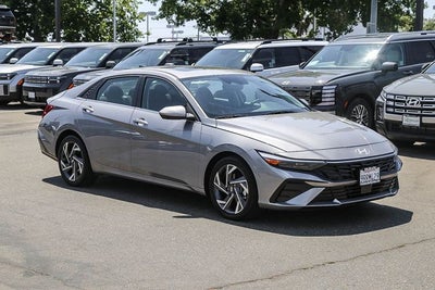 2025 Hyundai ELANTRA SEL Convenience