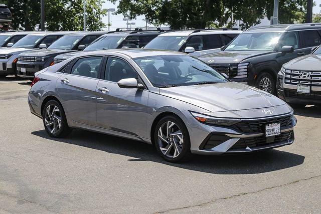 2025 Hyundai ELANTRA SEL Convenience