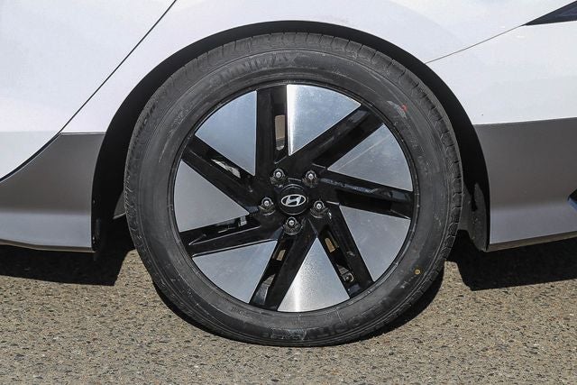 2023 Hyundai IONIQ 6 SE