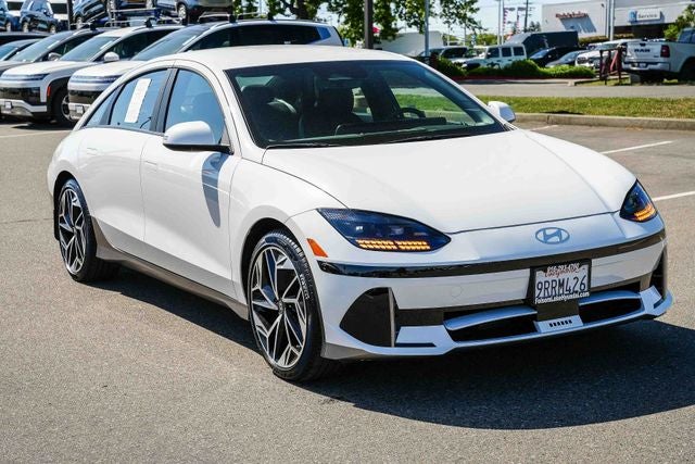 2025 Hyundai IONIQ 6 SEL