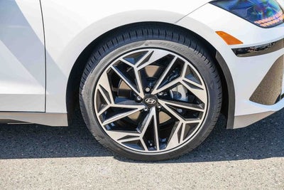 2025 Hyundai IONIQ 6 SEL