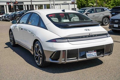 2025 Hyundai IONIQ 6 SEL