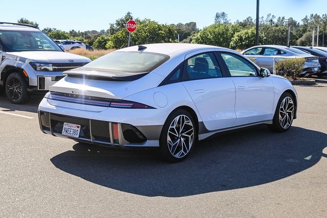 2025 Hyundai IONIQ 6 SEL