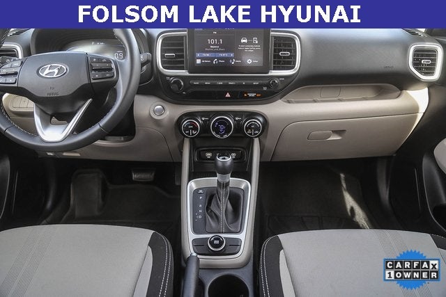 2025 Hyundai VENUE SEL