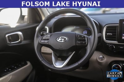 2025 Hyundai VENUE SEL