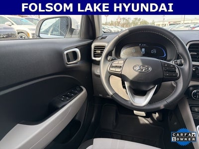 2025 Hyundai VENUE SEL