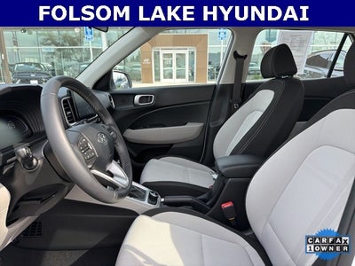2025 Hyundai VENUE SEL