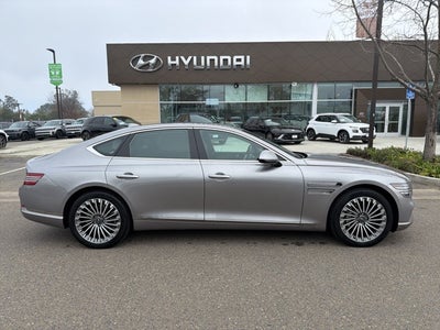 2023 Genesis Electrified G80 Base