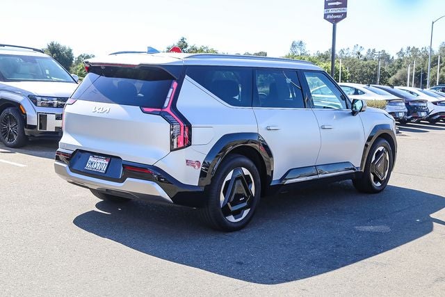 2024 Kia EV9 Land