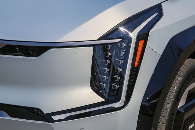 2024 Kia EV9 Land