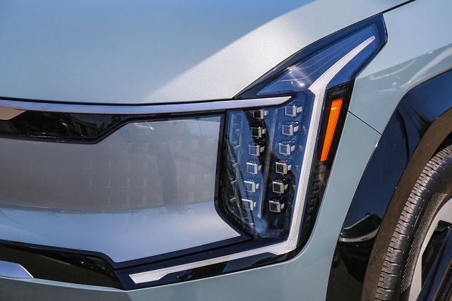 2024 Kia EV9 Land